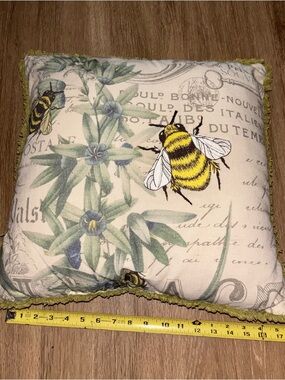 Embroidered Bee Throw Pillow 18x18 Farmhouse Botanical Fringe Cottage